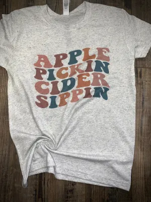 Apple Pickin Cider Sippin