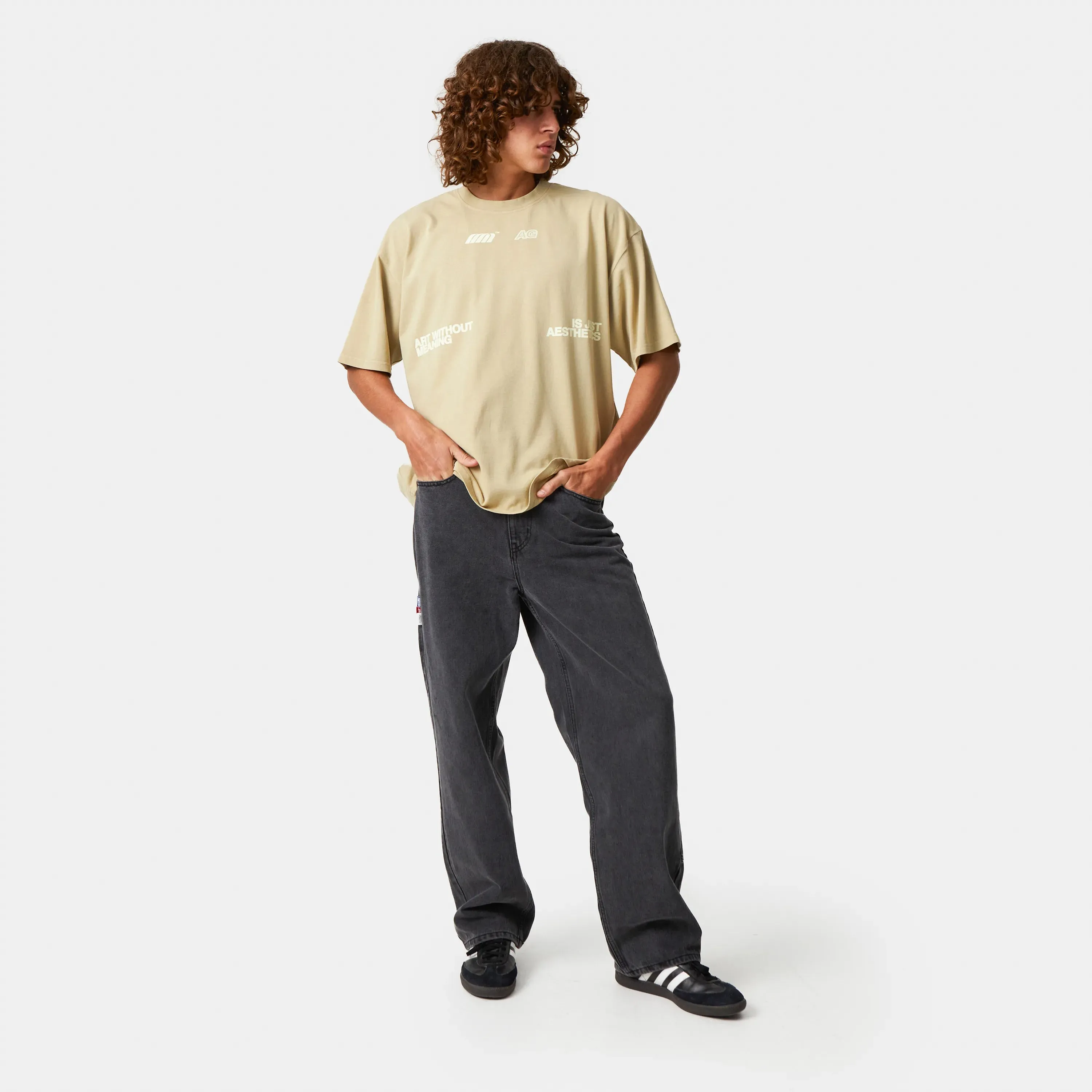 Closing Moss Oversized Tee
