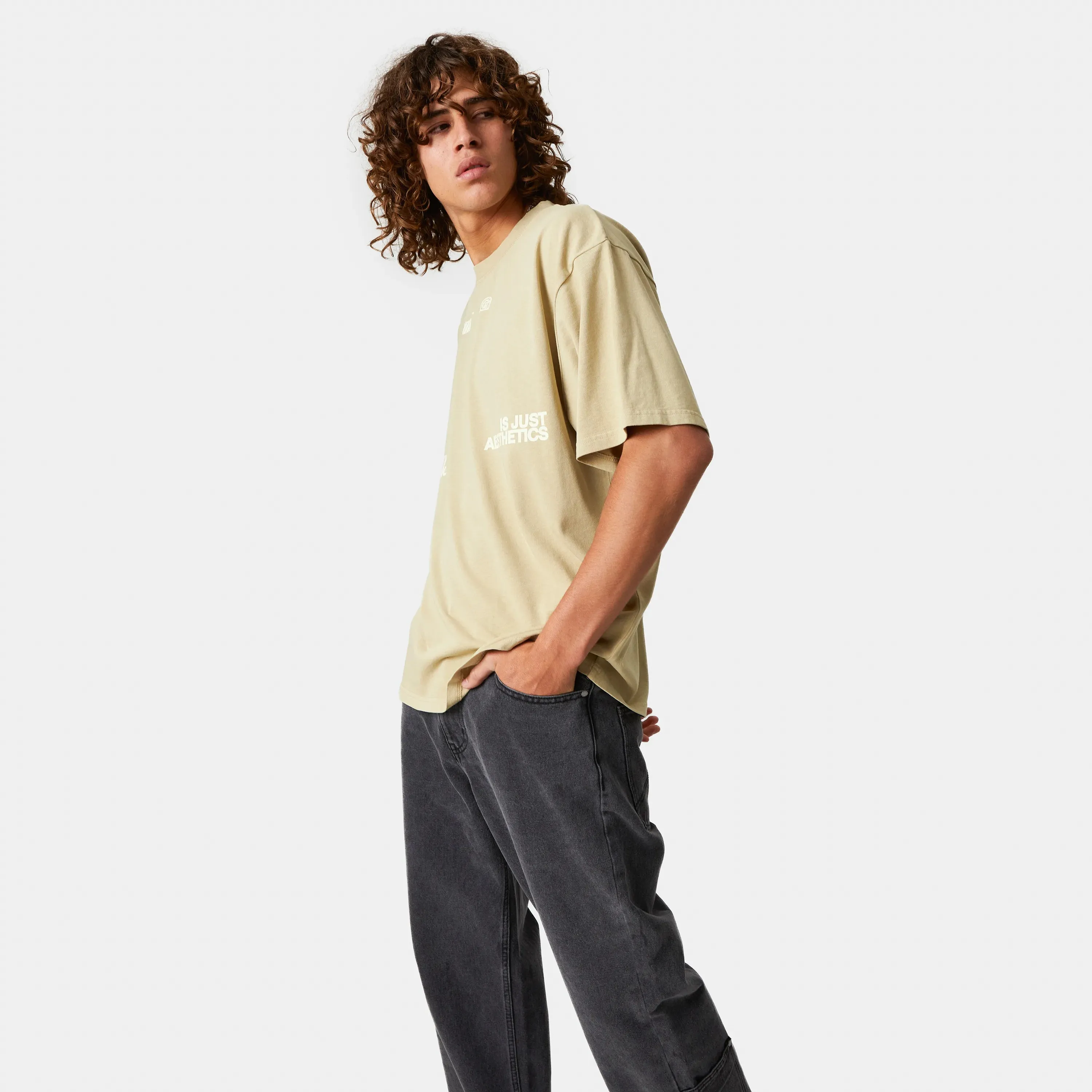 Closing Moss Oversized Tee
