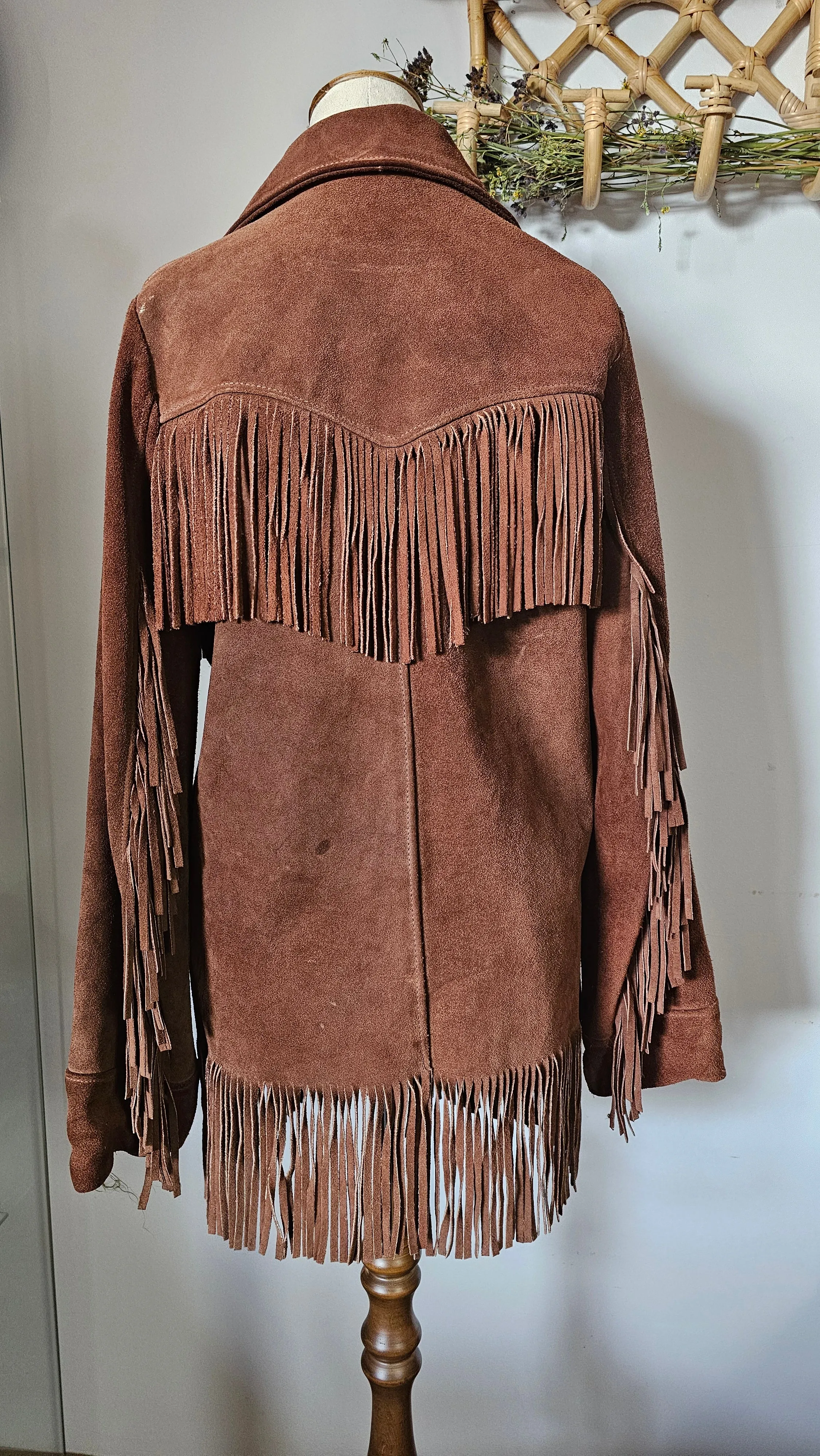 Vintage Suede Fringe Jacket – Western Boho Dream M 10/12